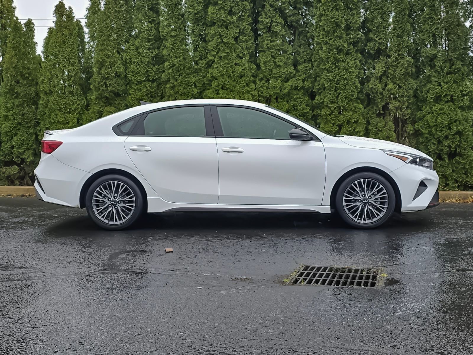 Used 2024 Kia Forte GT-Line image 2