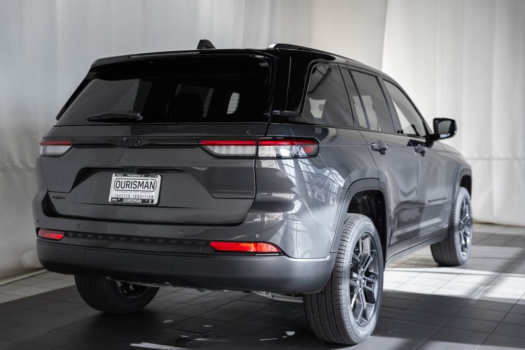 New 2025 Jeep Grand Cherokee Limited image 4