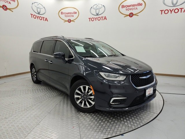 Used 2021 Chrysler Pacifica Touring-L