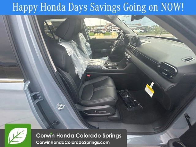 New 2025 Honda Pilot Touring image 33