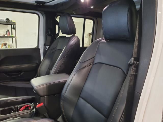 Used 2024 Jeep Wrangler Unlimited Sahara image 23