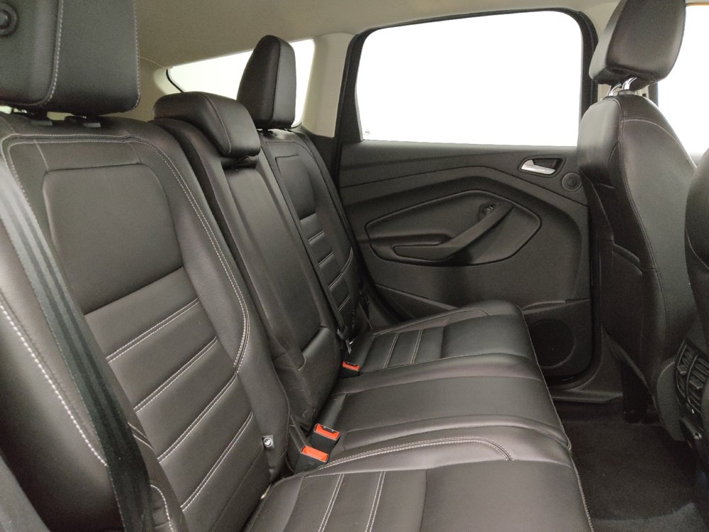 Used 2017 Ford Escape Titanium image 19