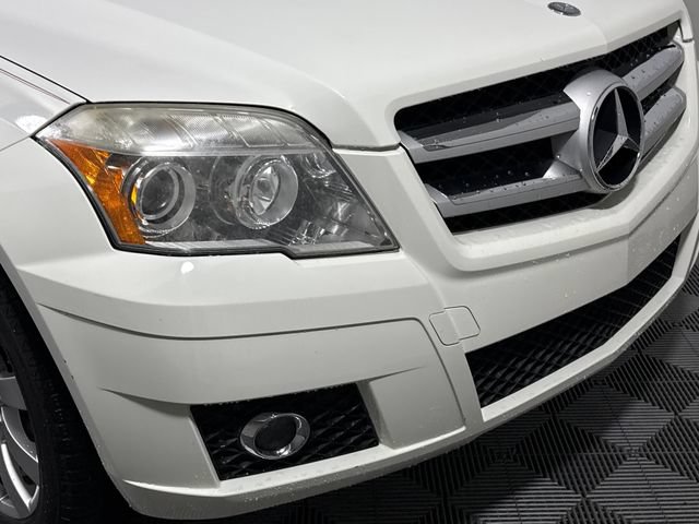 Used 2011 Mercedes-Benz GLK 350 4MATIC image 12