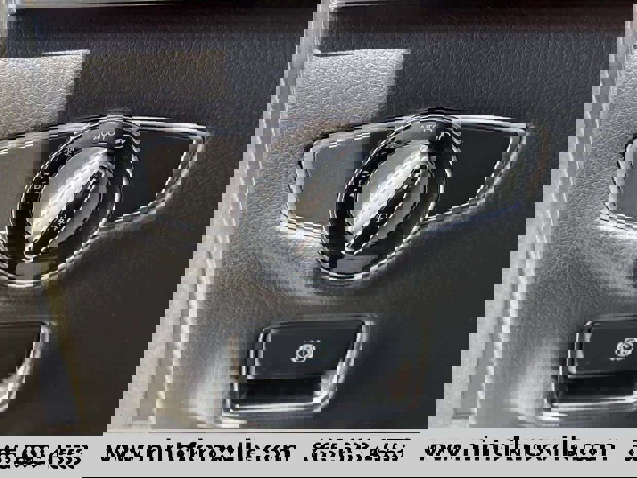 Used 2014 Mercedes-Benz S 550 Sedan w/ Sport Package w/ Sport Package image 26