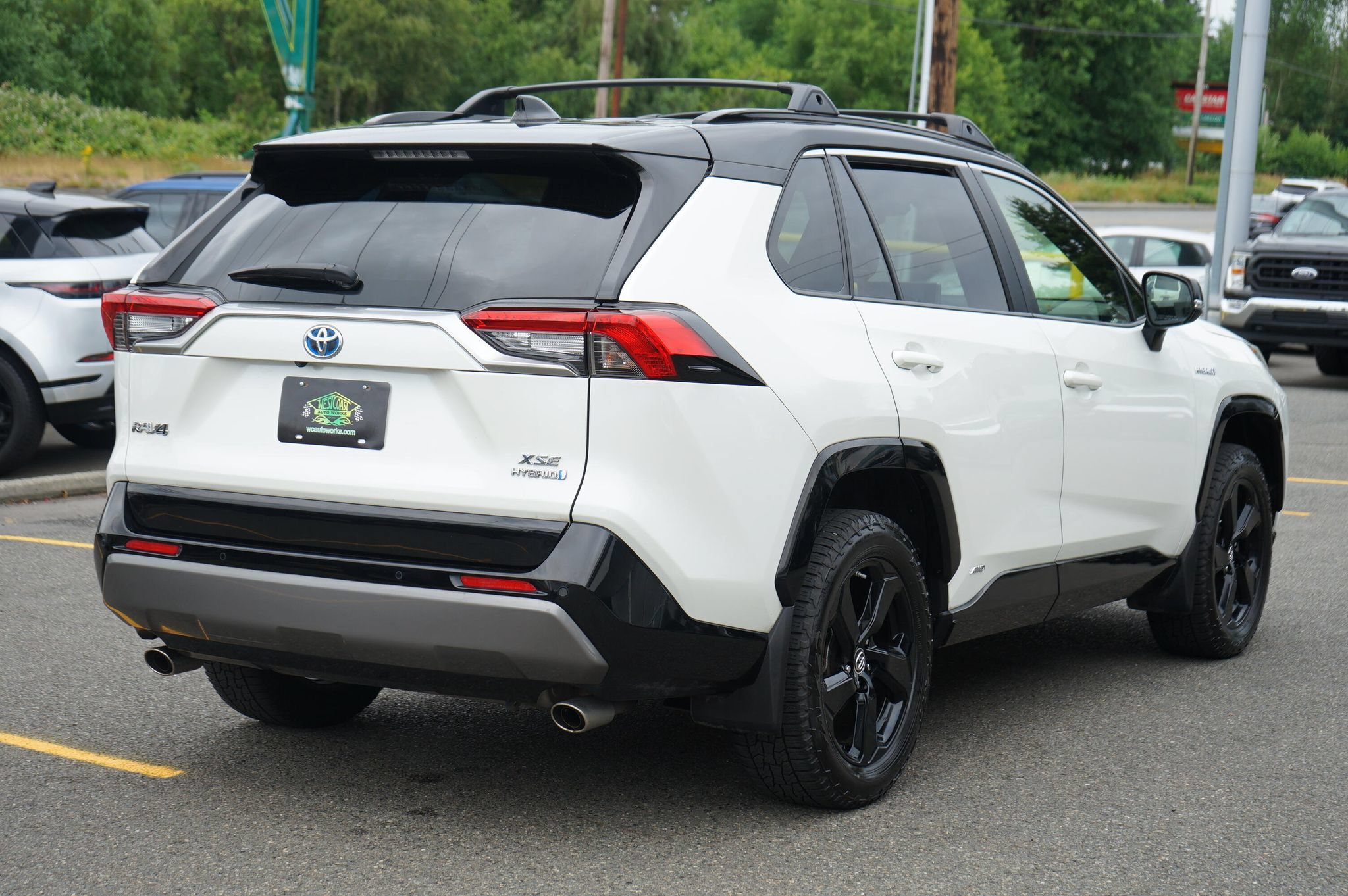 Used 2019 Toyota RAV4 XSE AWD/4WD image 5