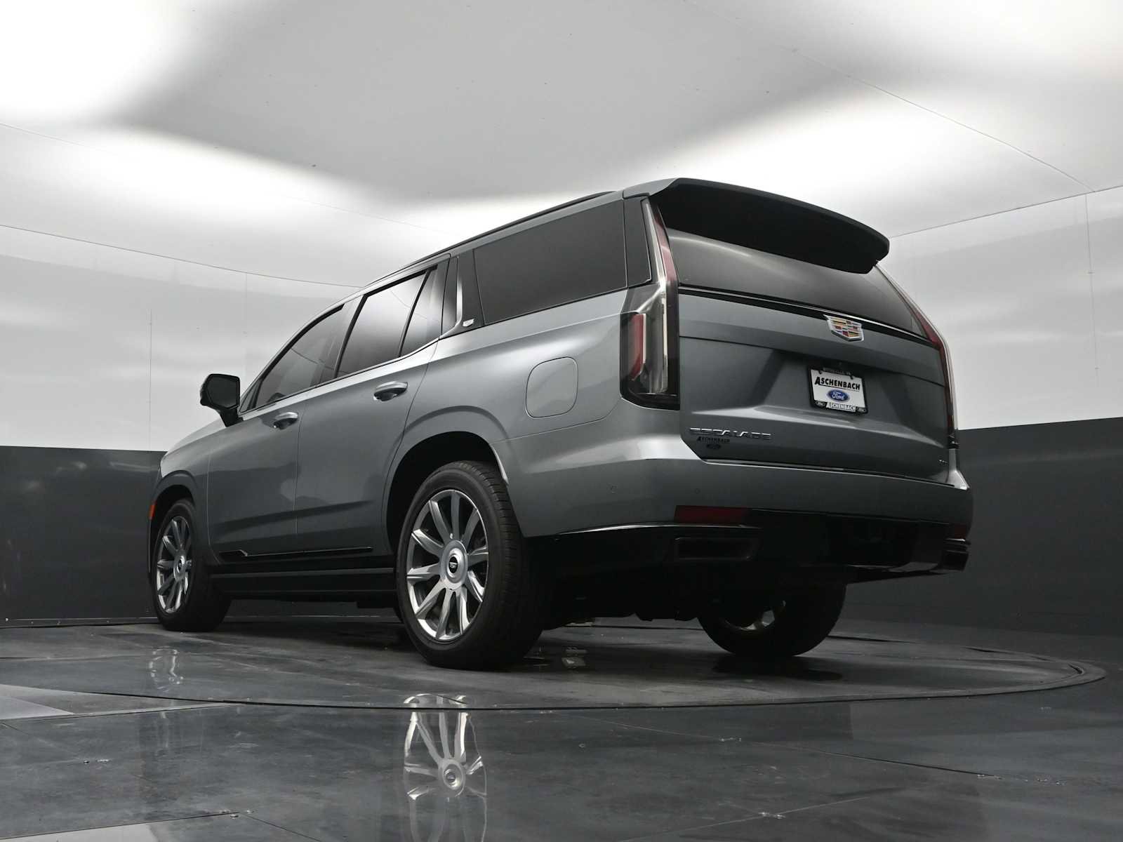 Used 2023 Cadillac Escalade Sport Platinum image 32