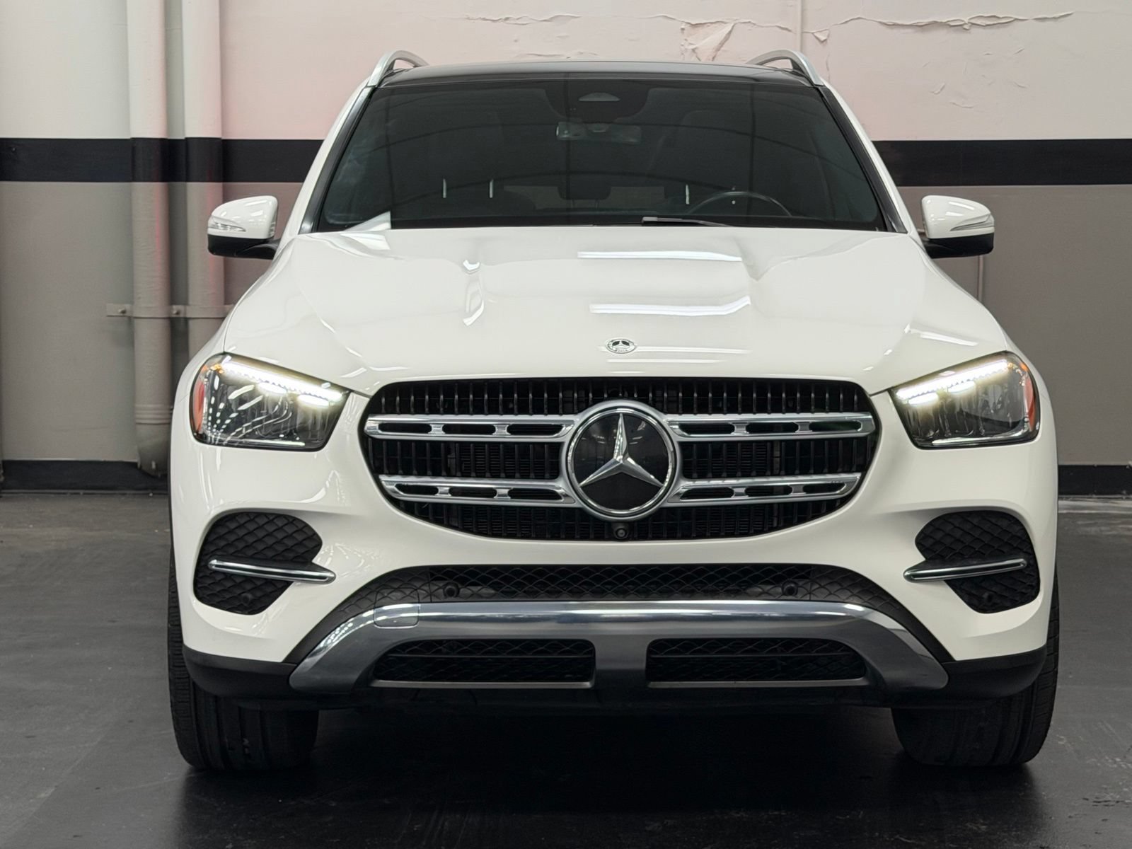 Used 2024 Mercedes-Benz GLE 350 4MATIC image 4