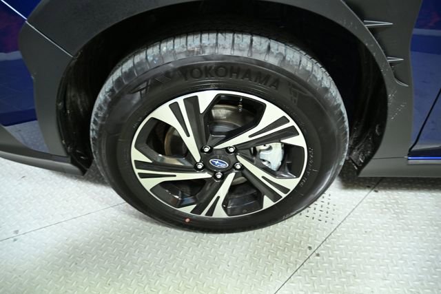 Used 2025 Subaru Crosstrek 2.0i Premium image 18