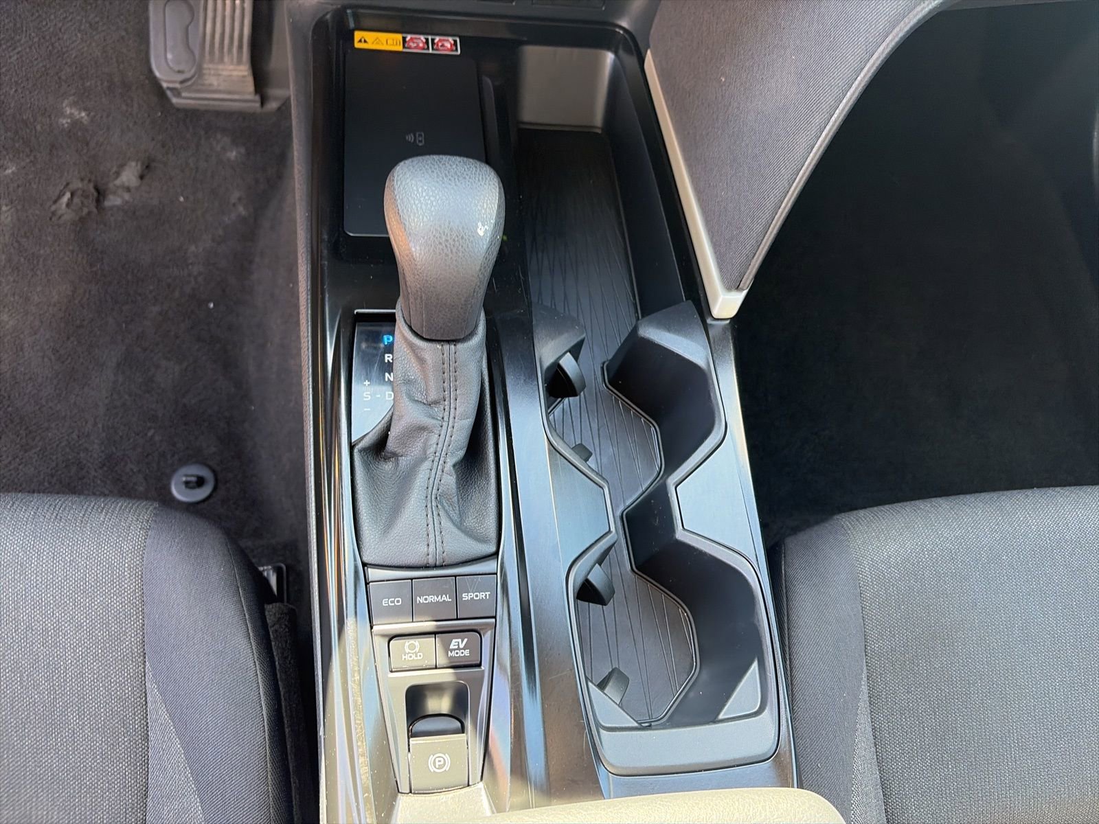 Used 2025 Toyota Camry LE image 20