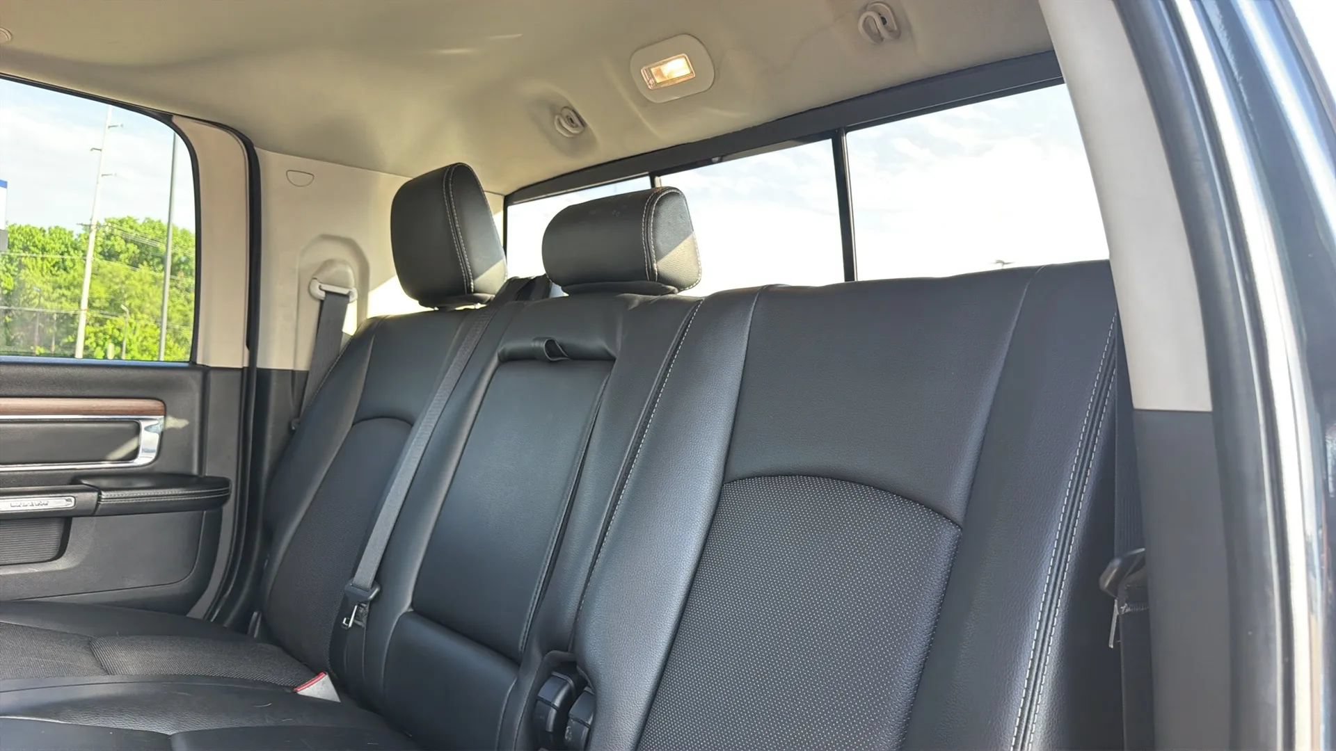 Used 2013 RAM 3500 Laramie AWD/4WD image 43