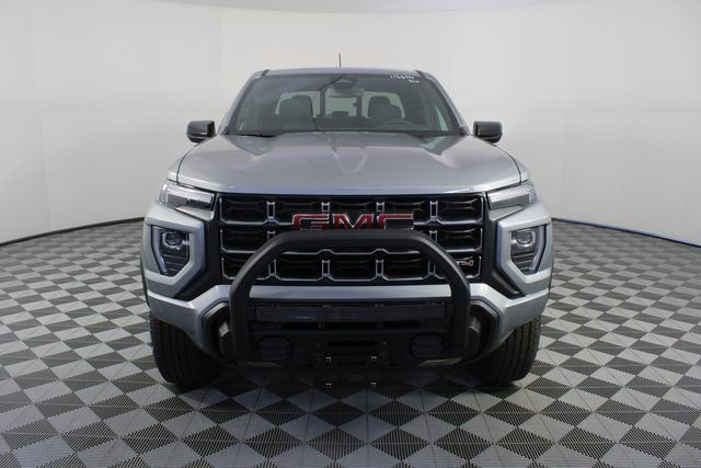 New 2026 GMC Canyon AT4 w/ Off-Road Front Bumper Package image 25