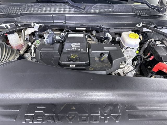 Used 2024 RAM 2500 Laramie w/ Safety Group AWD/4WD image 31