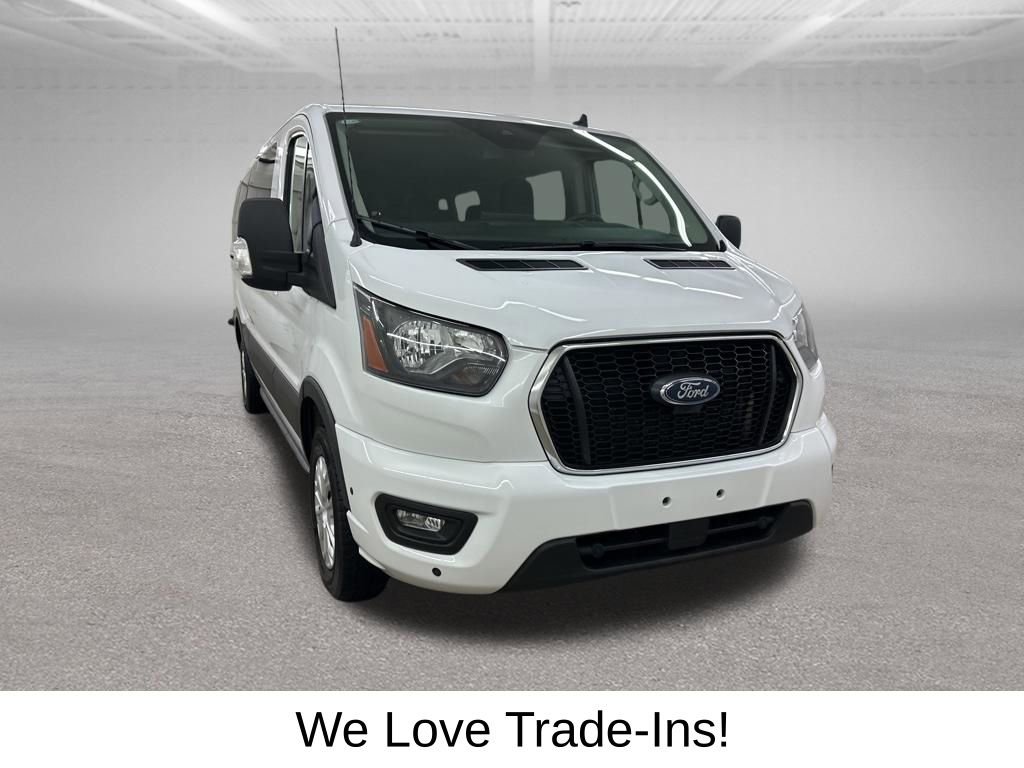 Used 2024 Ford Transit 350 XLT image 3