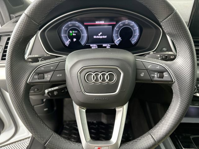 Used 2024 Audi Q5 e Premium Plus w/ Premium Plus Package image 21