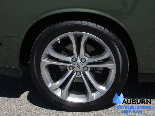 Used 2022 Dodge Challenger R/T image 9