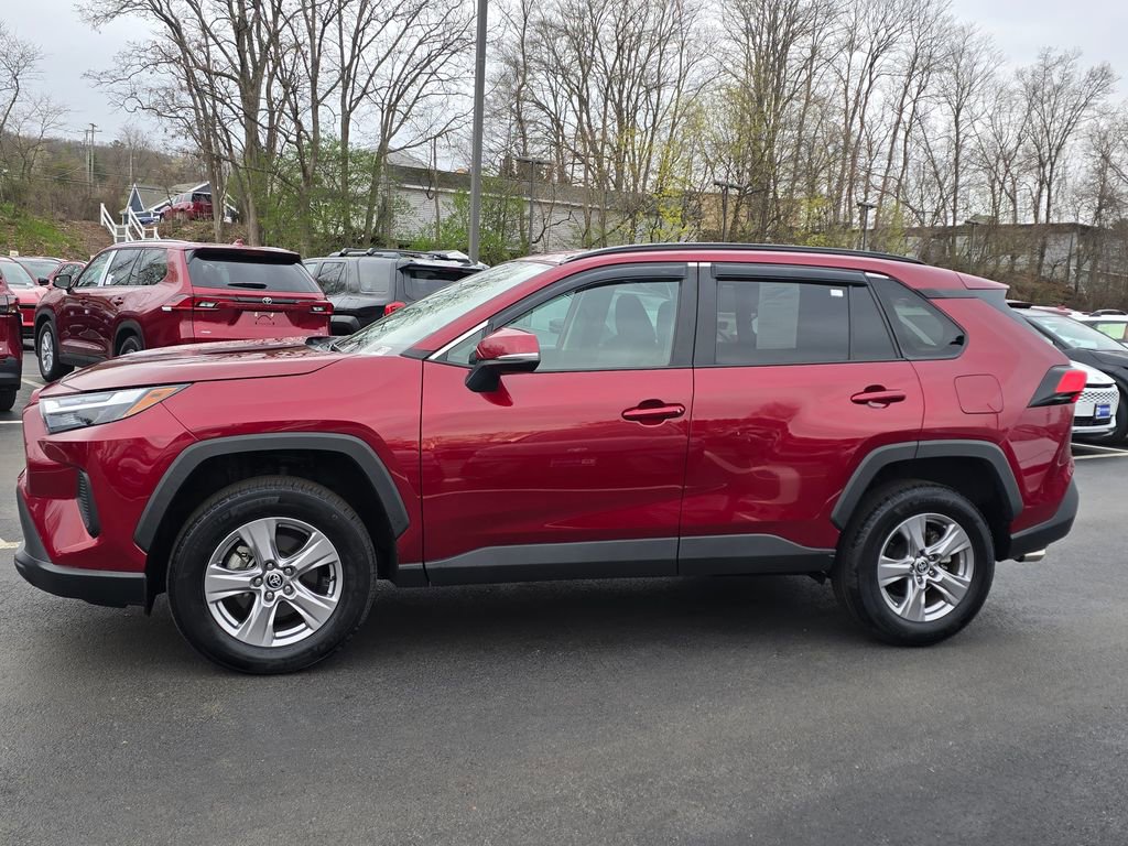 Used 2023 Toyota RAV4 XLE w/ Convenience Package AWD/4WD image 3
