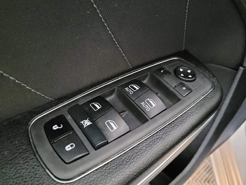 Used 2022 Dodge Charger SXT RWD image 27
