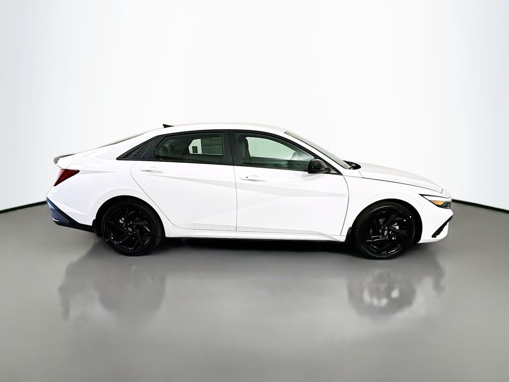 New 2026 Hyundai Elantra Sport image 4