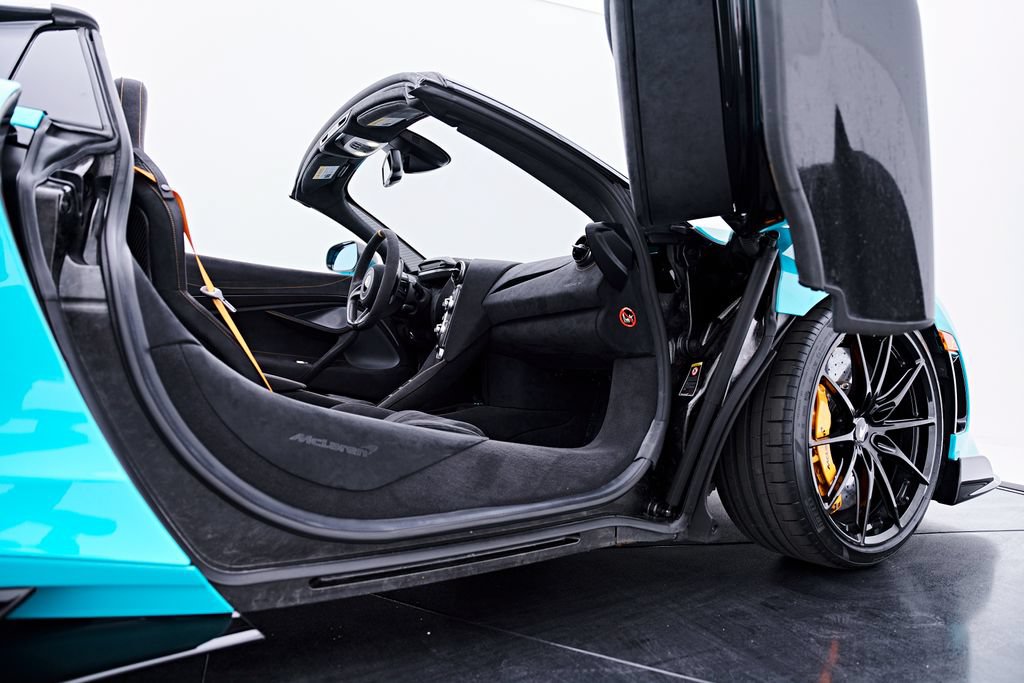 Used 2022 McLaren 765LT RWD image 61