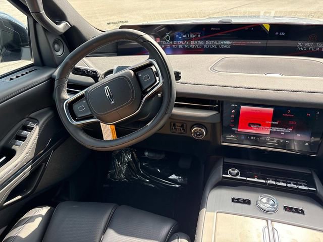 New 2025 Lincoln Navigator Reserve w/ Jet Appearance Package image 14