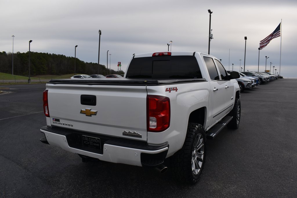 Used 2018 Chevrolet Silverado 1500 High Country image 3
