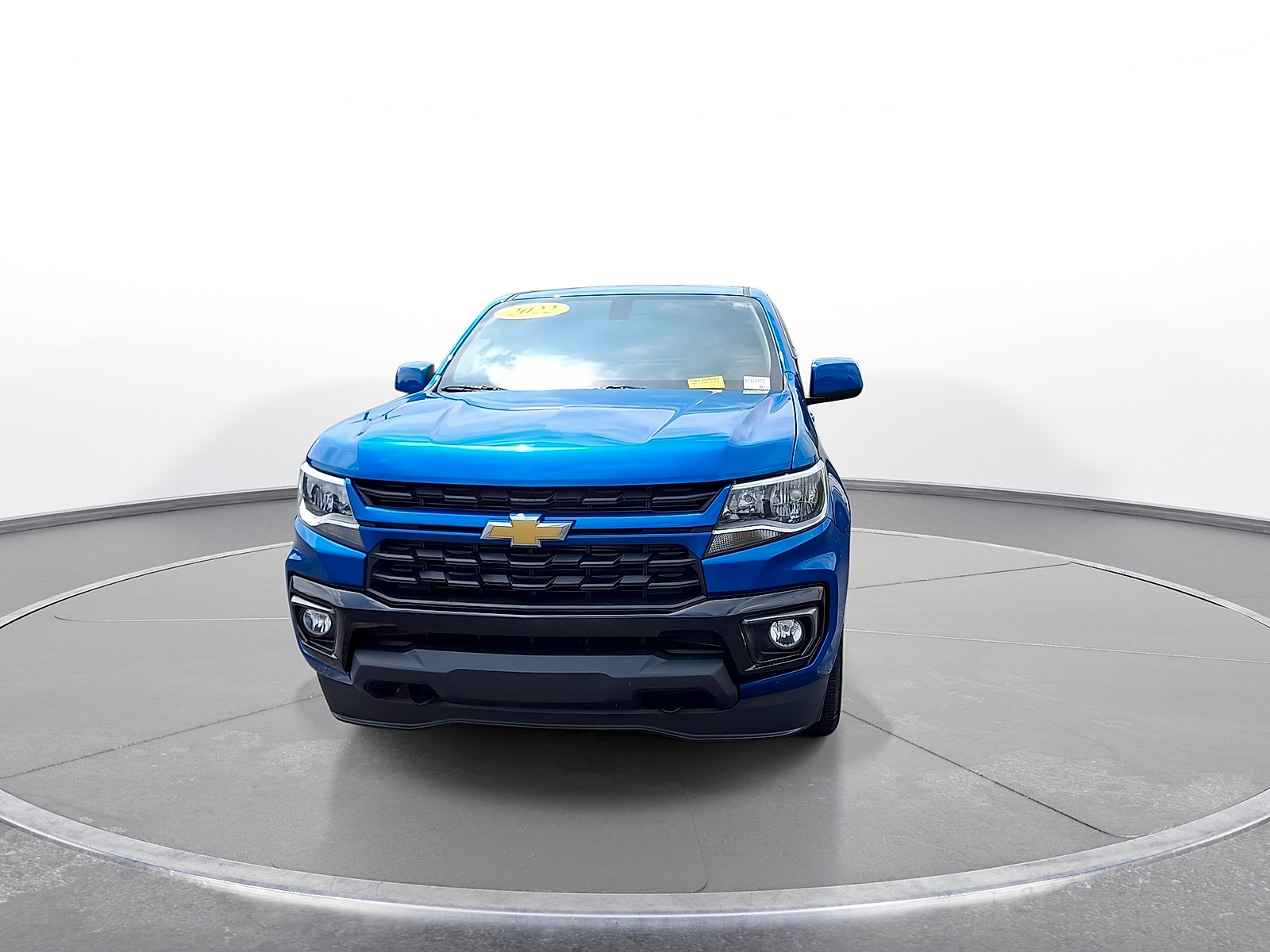Used 2022 Chevrolet Colorado LT w/ LT Convenience Package AWD/4WD image 3