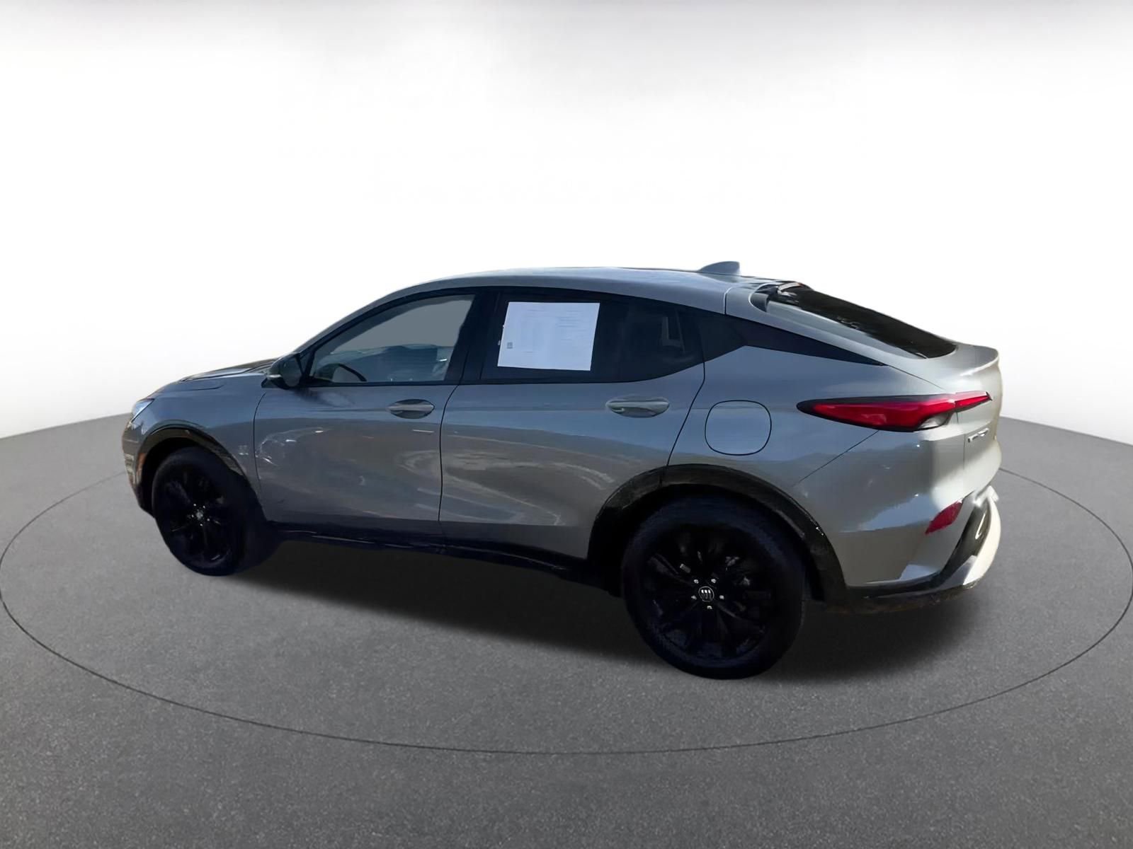 Used 2025 Buick Envista Sport Touring image 10