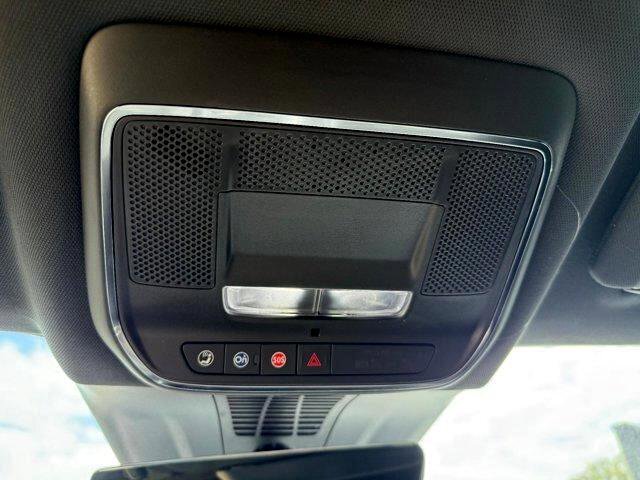 Used 2024 Chevrolet Blazer EV RS image 18