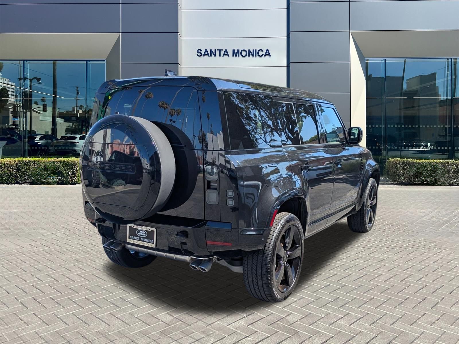 New 2026 Land Rover Defender 110 X-Dynamic SE AWD/4WD image 5