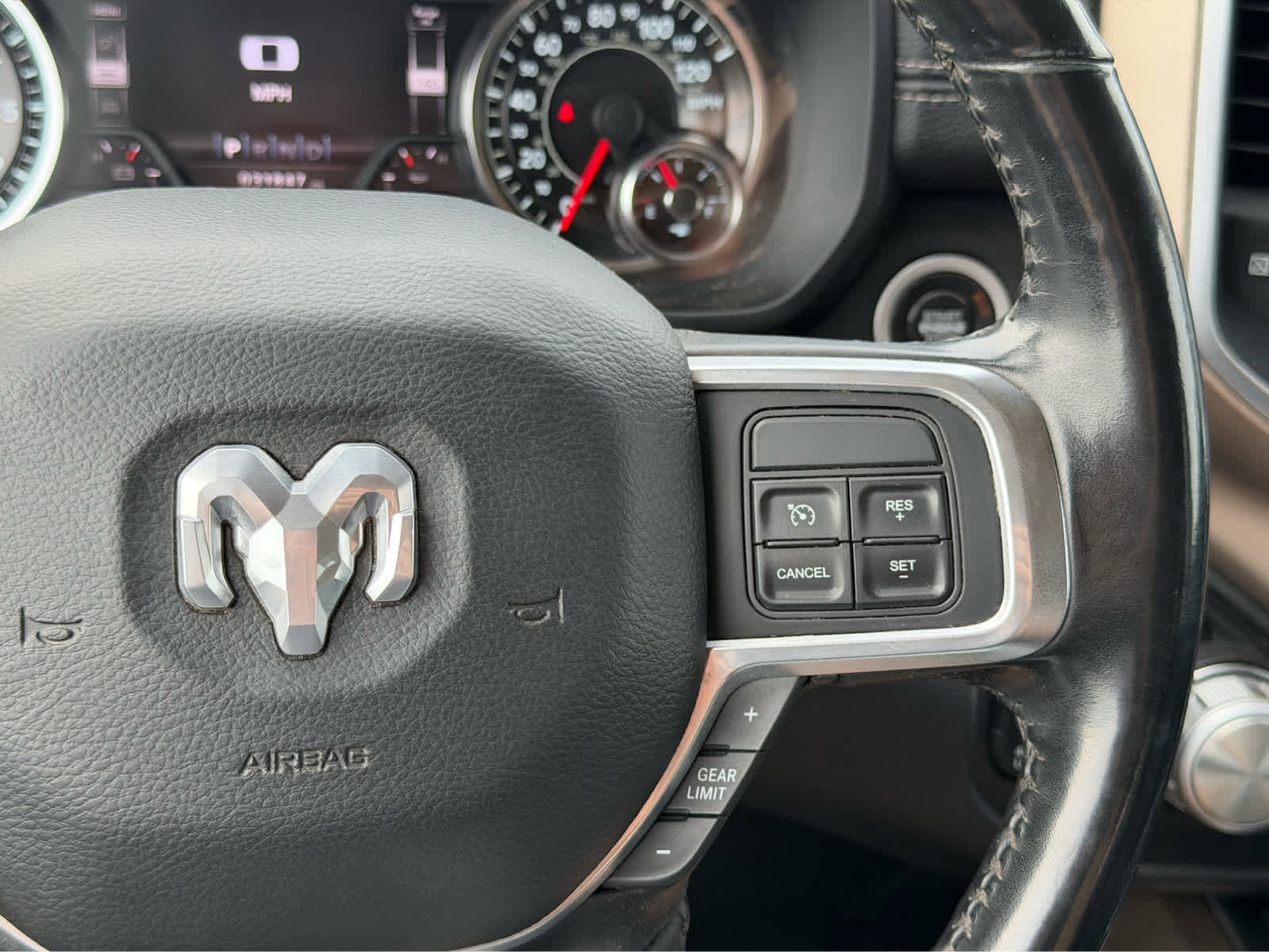 Used 2020 RAM 3500 Laramie image 14