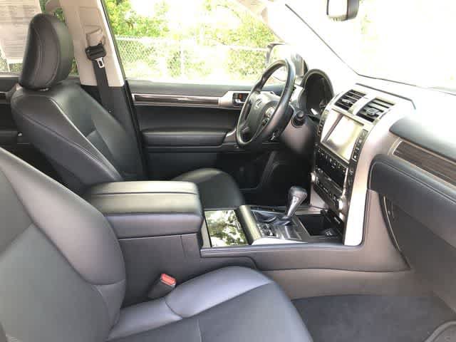 Used 2016 Lexus GX 460 w/ Navigation Package AWD/4WD image 40