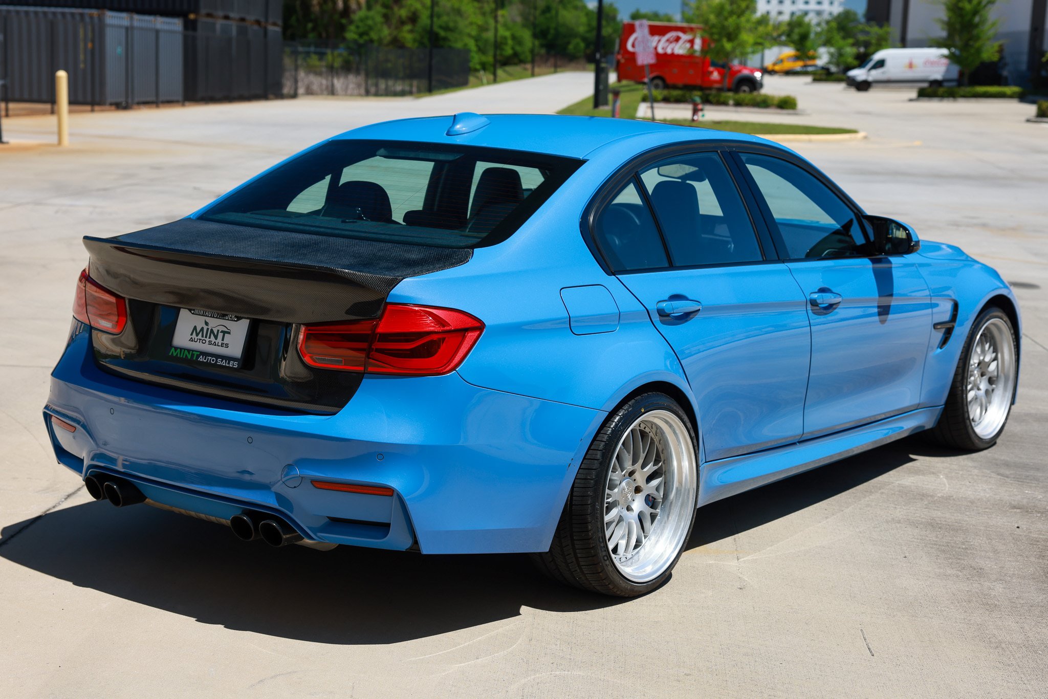 Used 2018 BMW M3 RWD image 15