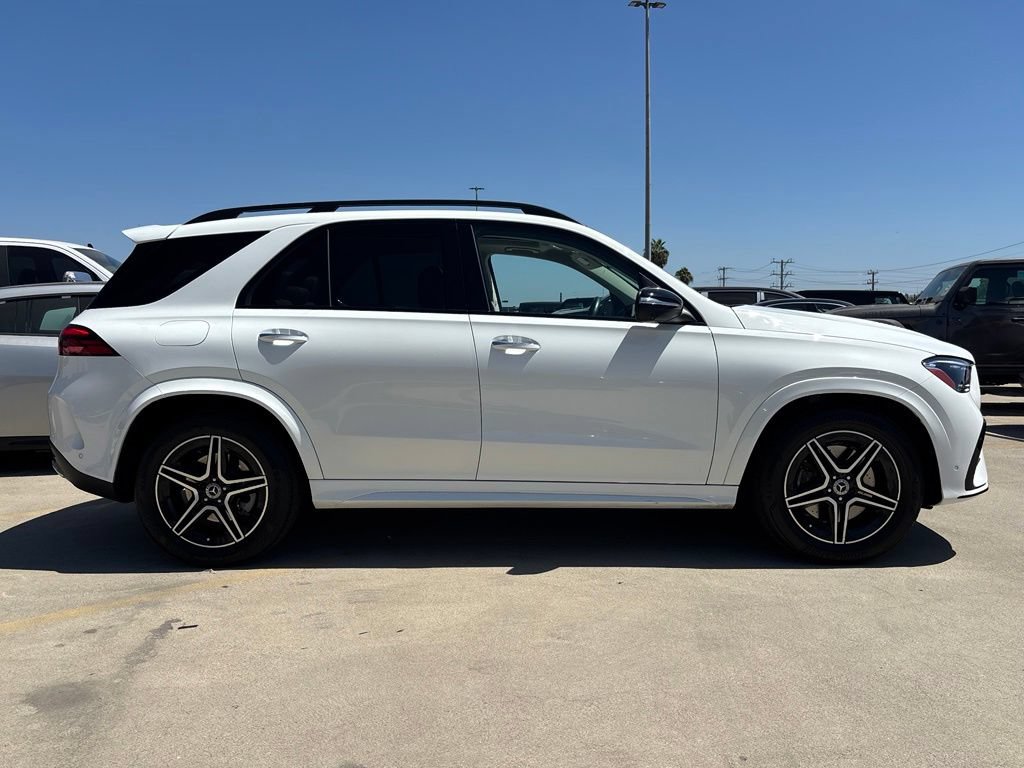 Used 2026 Mercedes-Benz GLE 450e 4MATIC image 2