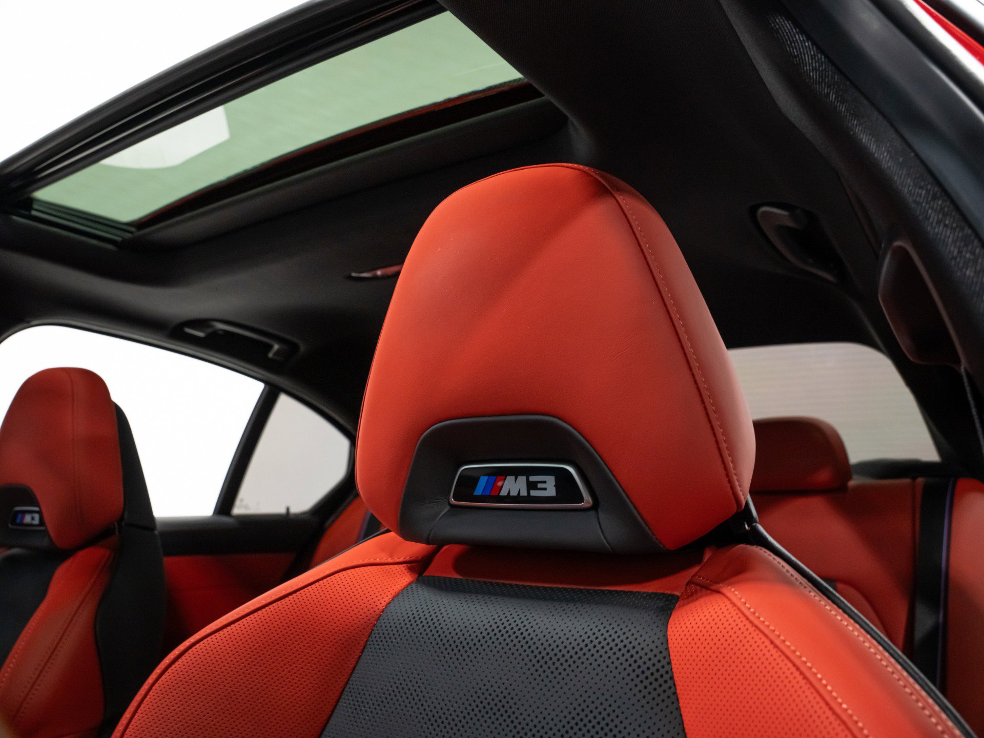 Used 2025 BMW M3 Competition w/ M Carbon Exterior Package image 40