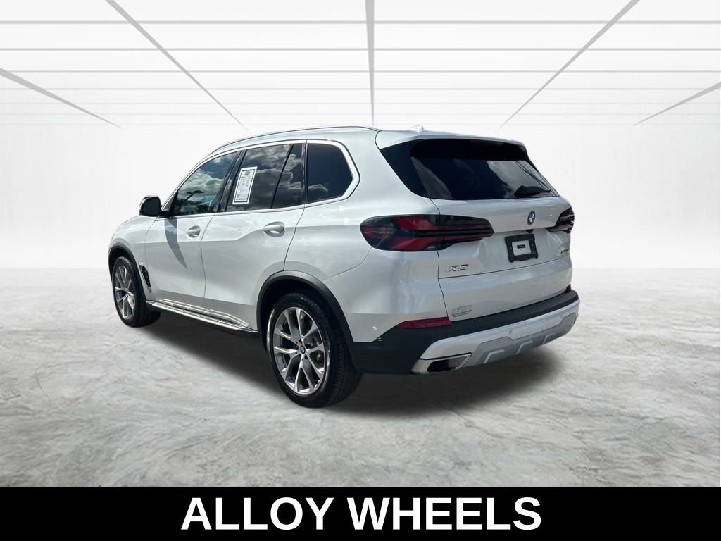 Used 2024 BMW X5 xDrive40i image 7