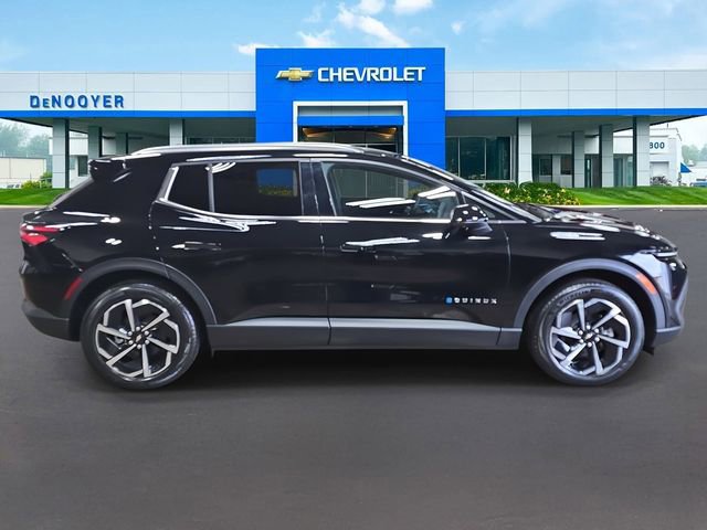 New 2026 Chevrolet Equinox EV LT image 5