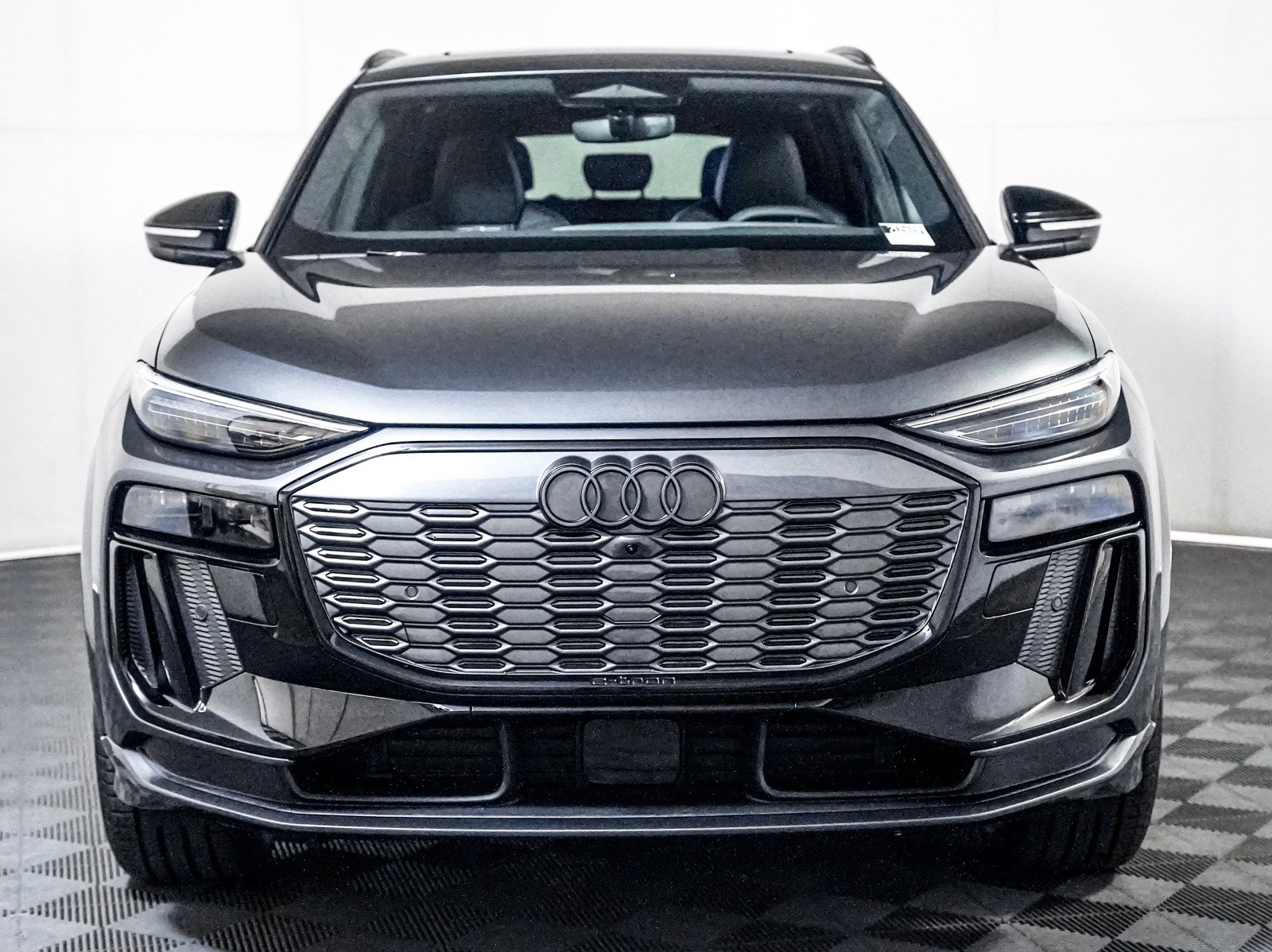 New 2025 Audi SQ6 e-tron Premium Plus image 9