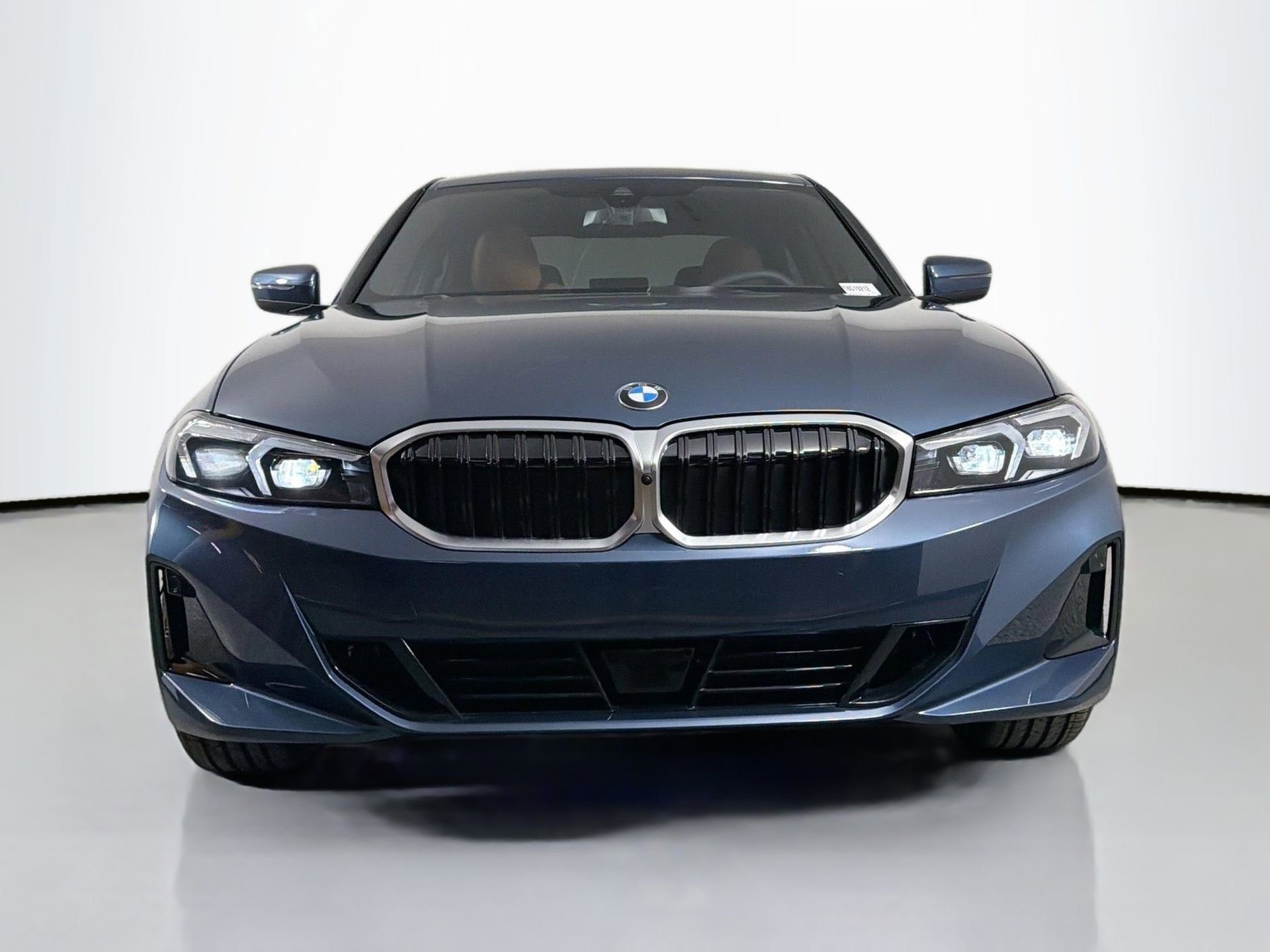 New 2026 BMW 330i xDrive Sedan w/ Premium Package image 2