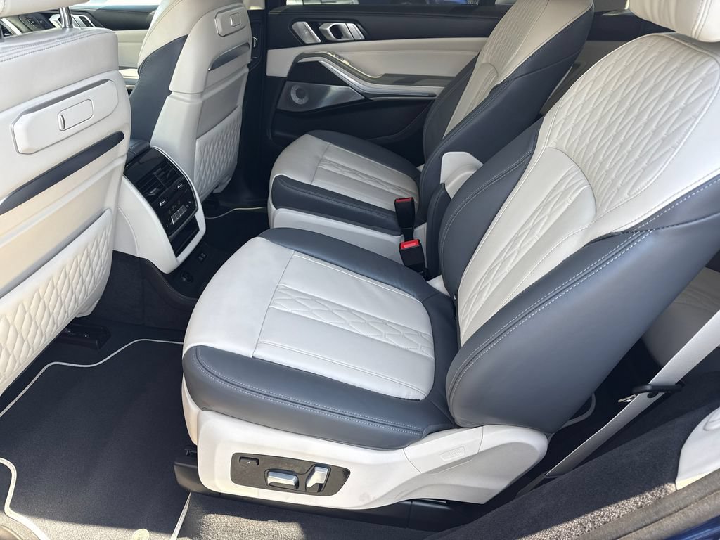 Used 2025 BMW ALPINA XB7 AWD/4WD image 20