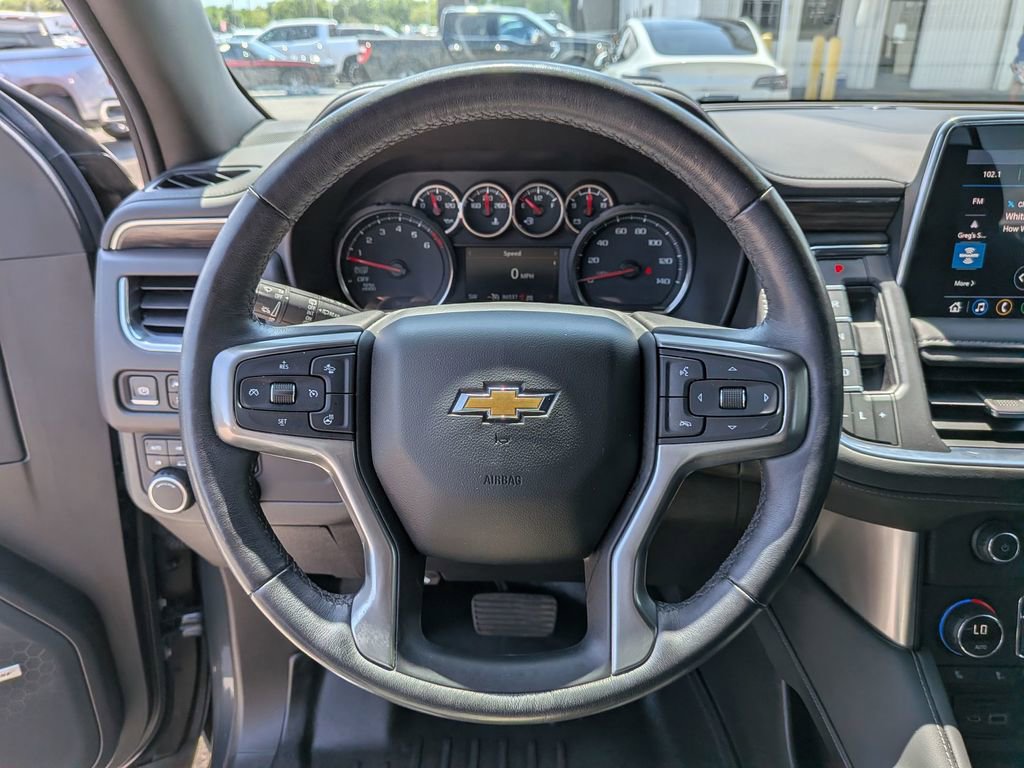 Used 2021 Chevrolet Tahoe LT w/ Luxury Package AWD/4WD image 13