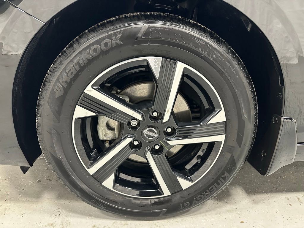 Used 2025 Nissan Sentra SV image 62