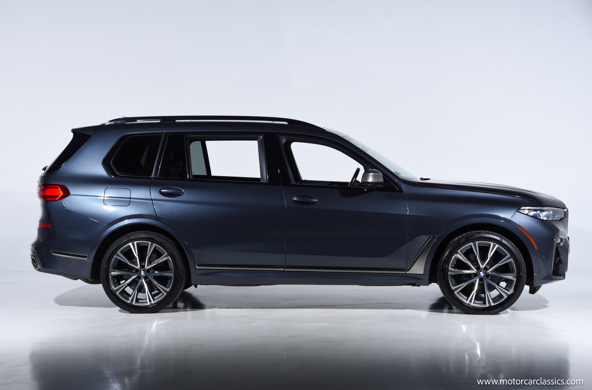 Used 2021 BMW X7 M50i AWD/4WD image 8
