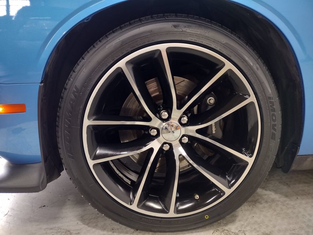 Used 2016 Dodge Challenger R/T Scat Pack RWD image 6