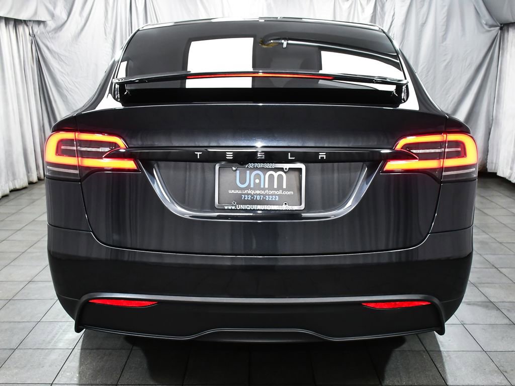 Used 2024 Tesla Model X image 5