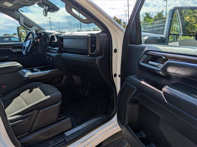 Used 2024 Chevrolet Silverado 3500 LT AWD/4WD image 13