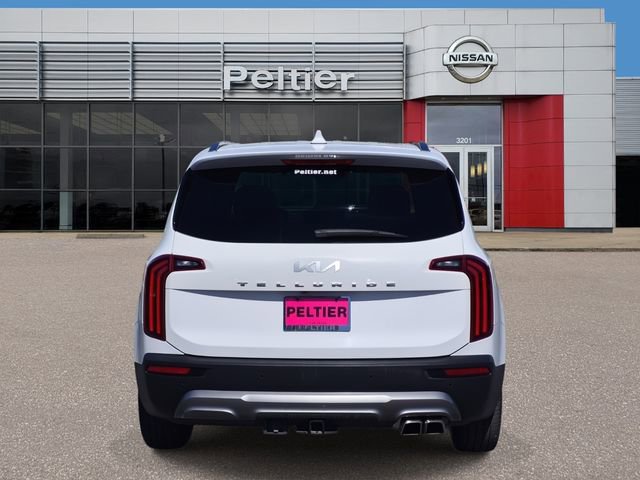 Used 2022 Kia Telluride SX w/ Towing Package image 5