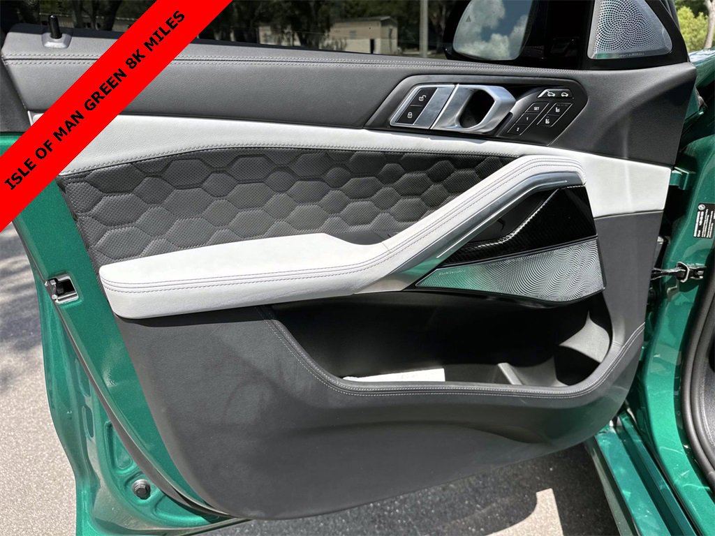Used 2025 BMW X6 M Competition w/ Executive Package image 15