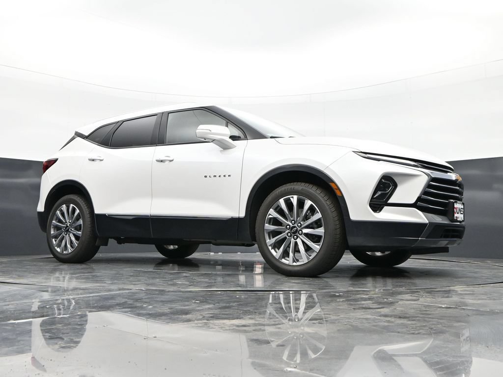 Used 2024 Chevrolet Blazer Premier w/ Driver Confidence II Package AWD/4WD image 44