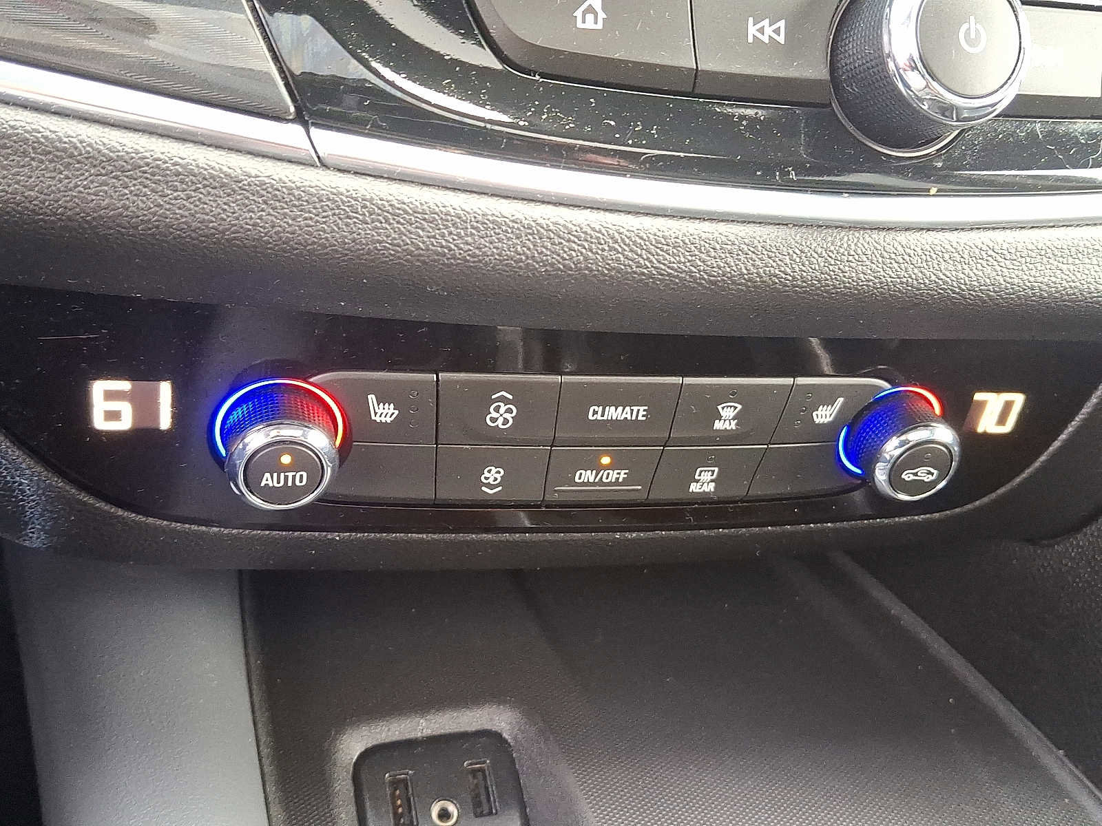 Used 2019 Buick Enclave Essence w/ Trailering Package, 5000 lbs. image 18