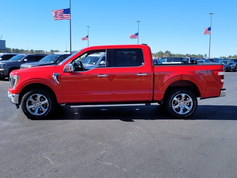 Used 2022 Ford F150 Lariat w/ Equipment Group 502A High AWD/4WD image 4